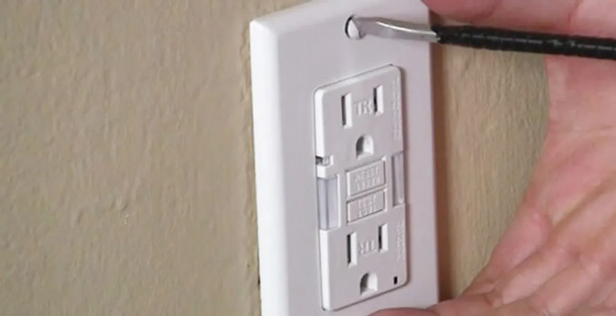 gfc outlets service securing and mounting ground fault circuit interrupter outlet by certified electricians in Reno, NV